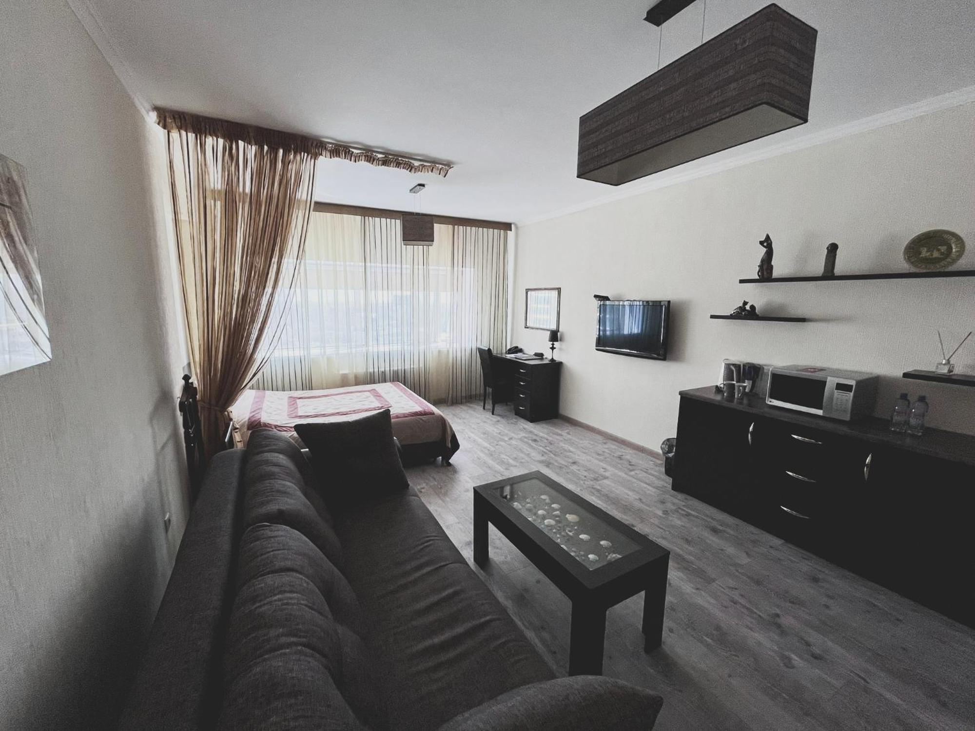 Vip House Hotel Astana Ngoại thất bức ảnh
