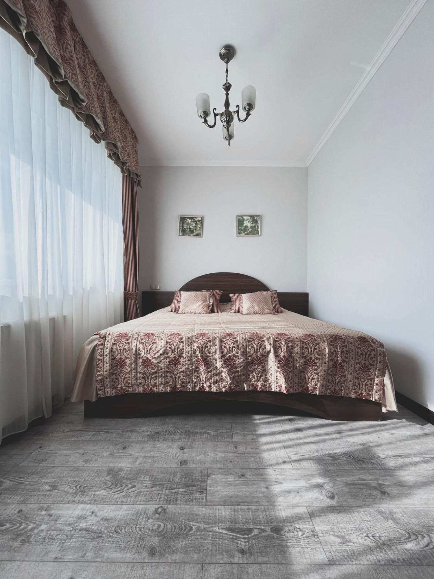 Vip House Hotel Astana Ngoại thất bức ảnh