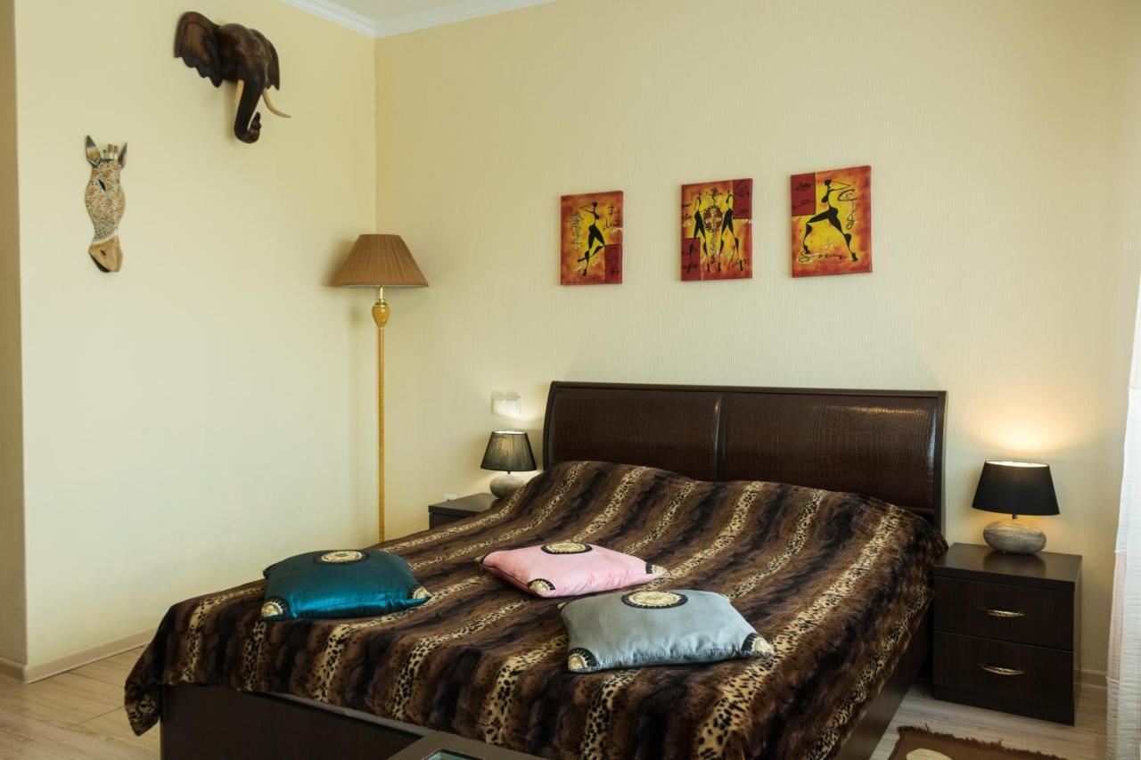 Vip House Hotel Astana Ngoại thất bức ảnh