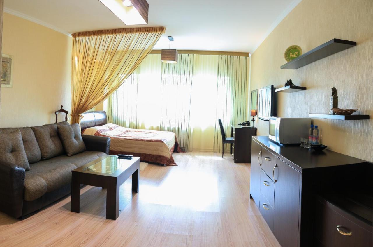Vip House Hotel Astana Ngoại thất bức ảnh