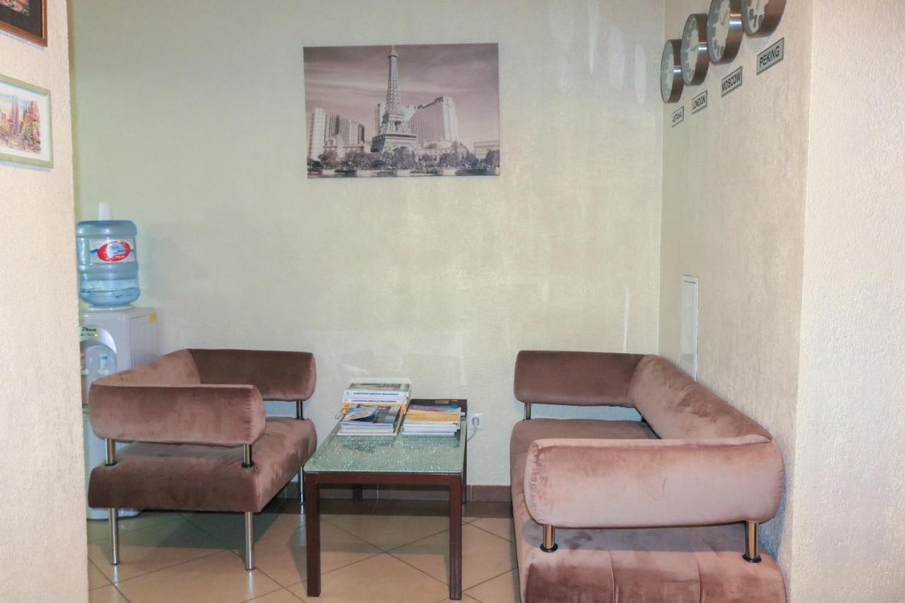Vip House Hotel Astana Ngoại thất bức ảnh